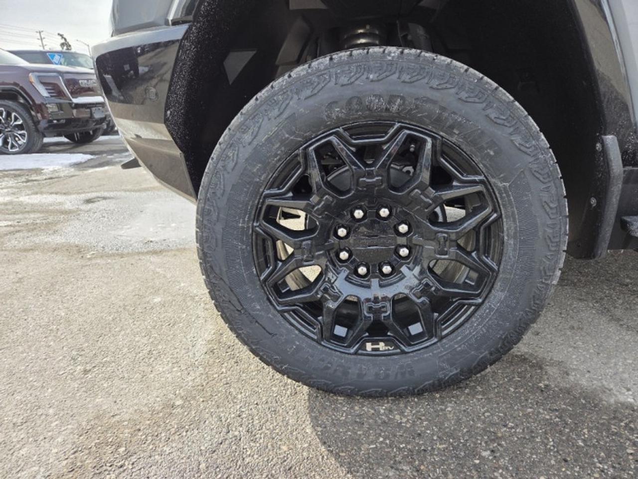 2026 GMC HUMMER EV SUV 2X  - Infinity Roof -  Power Hood Photo