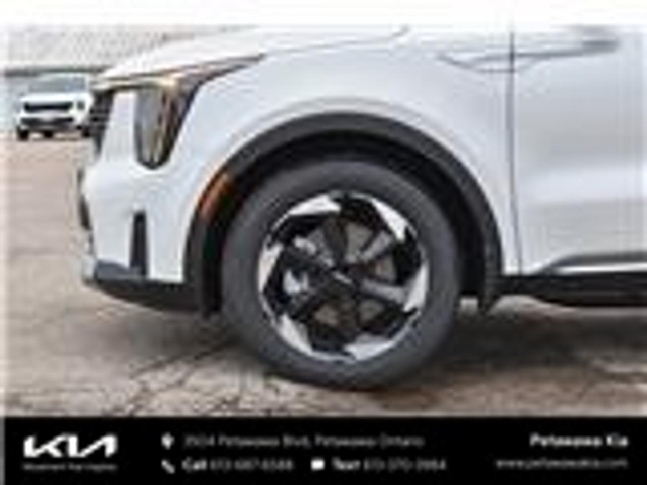 2025 Kia Sorento Plug-In Hybrid EX Sport Utility Photo2