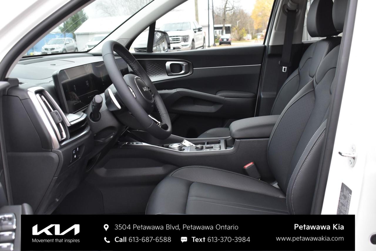 2025 Kia Sorento Plug-In Hybrid EX Sport Utility Photo