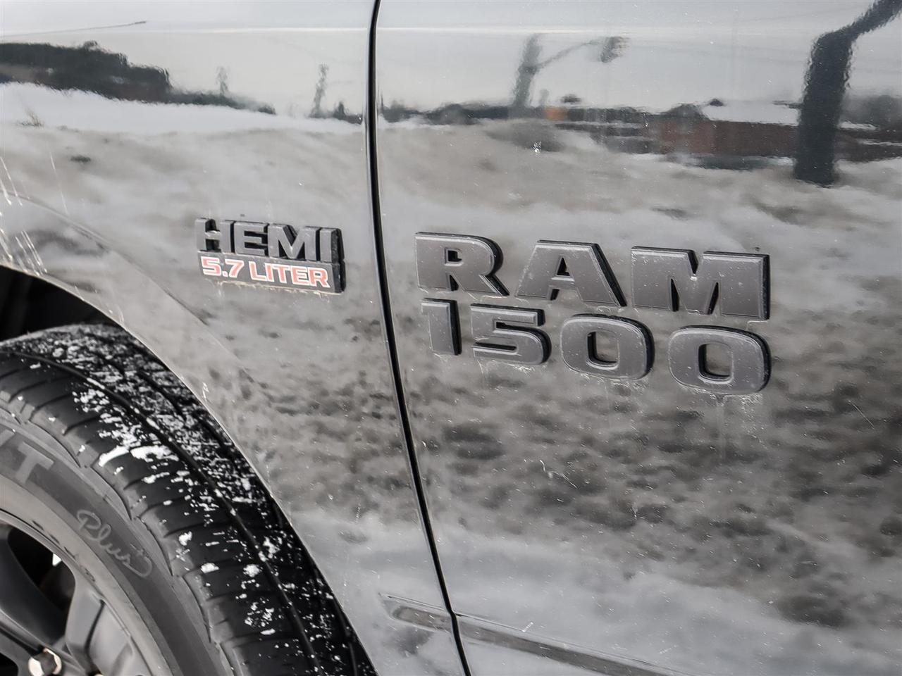 2015 RAM 1500  Photo4