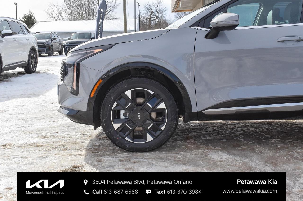 2026 Kia Sportage EX Premium w/Black Interior 4dr All-Wheel Drive Photo2