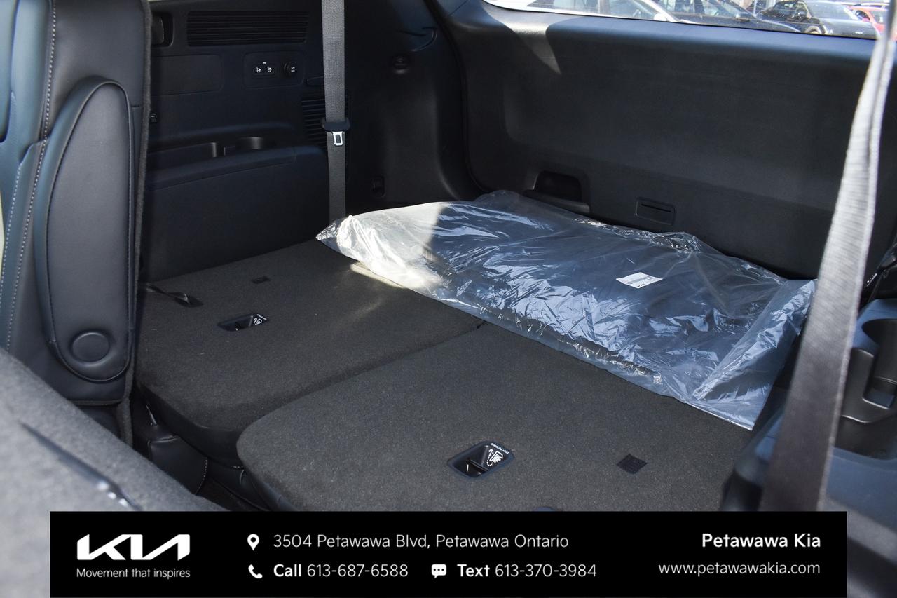 2026 Kia Sorento Plug-In Hybrid EX Sport Utility Photo