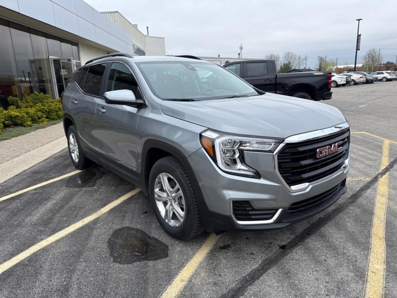 2024 GMC Terrain SLE Photo