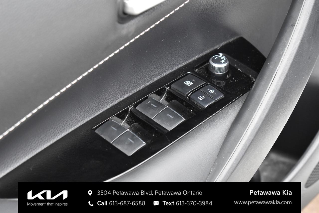 2019 Toyota Corolla Hatchback  Photo