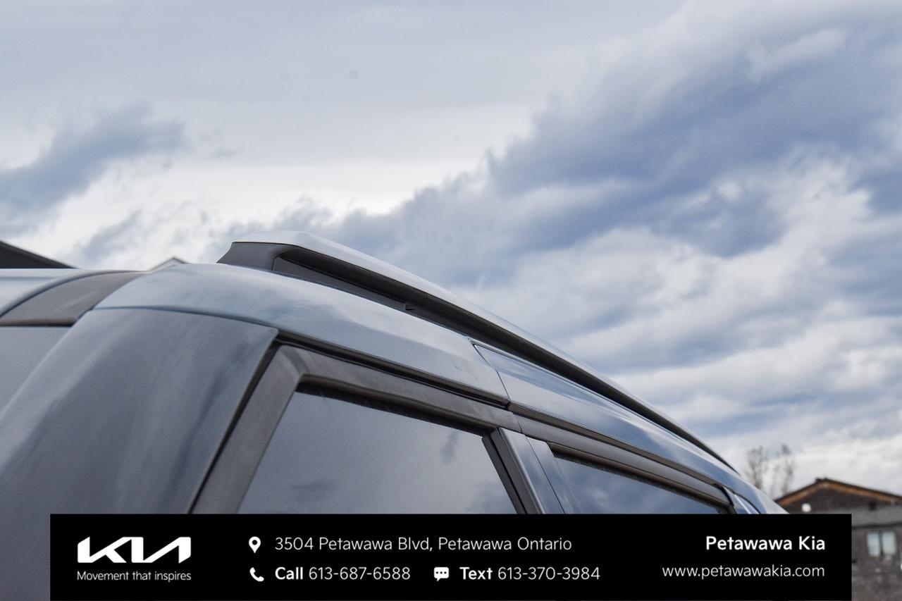 2022 Kia Carnival EX+ Passenger Van Photo4