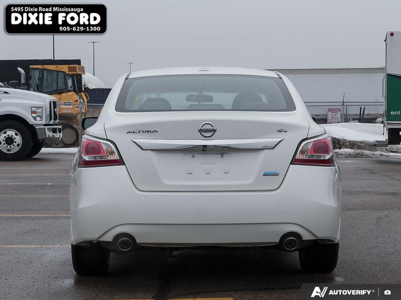 2014 Nissan Altima 2.5 SL Photo