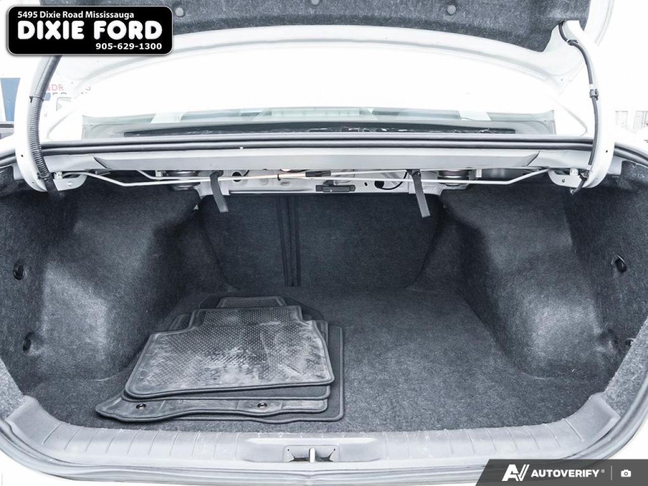 2014 Nissan Altima 2.5 SL Photo