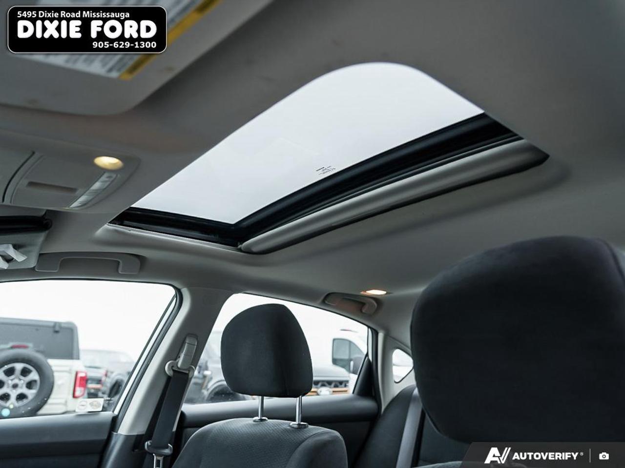 2014 Nissan Altima 2.5 SL Photo