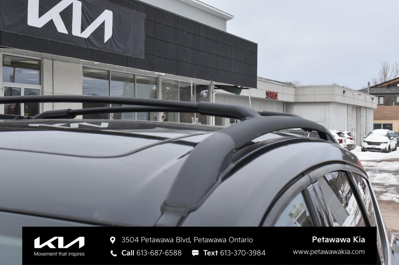 2017 Ford Escape SE 4dr 4x4 Photo