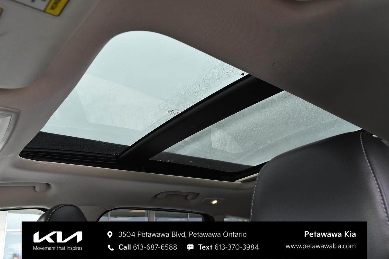 2017 Ford Escape SE 4dr 4x4 Photo