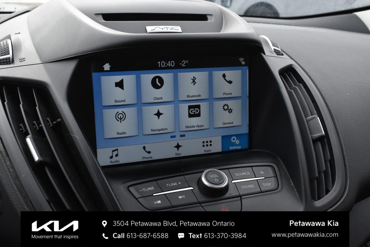 2017 Ford Escape SE 4dr 4x4 Photo