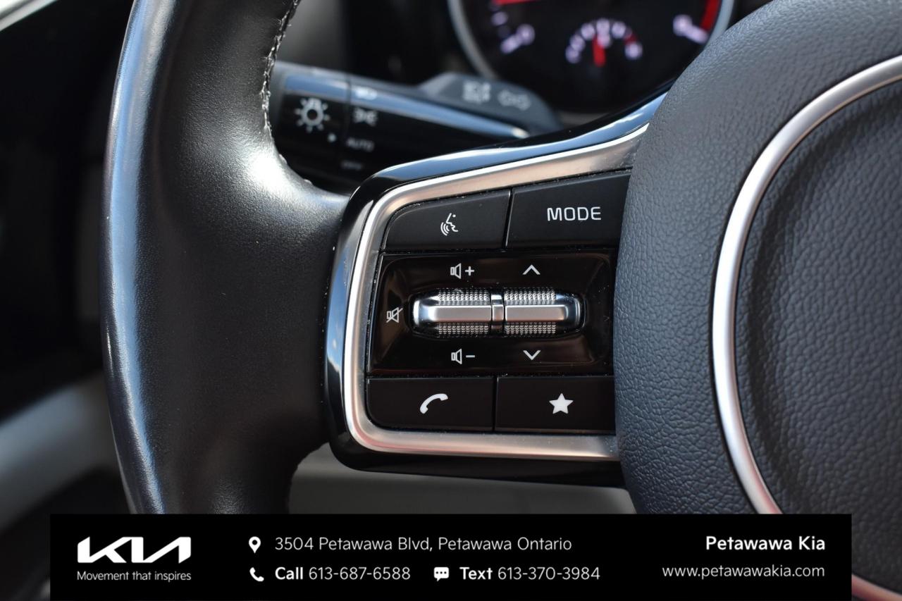 2024 Kia Carnival LX+ Passenger Van Photo