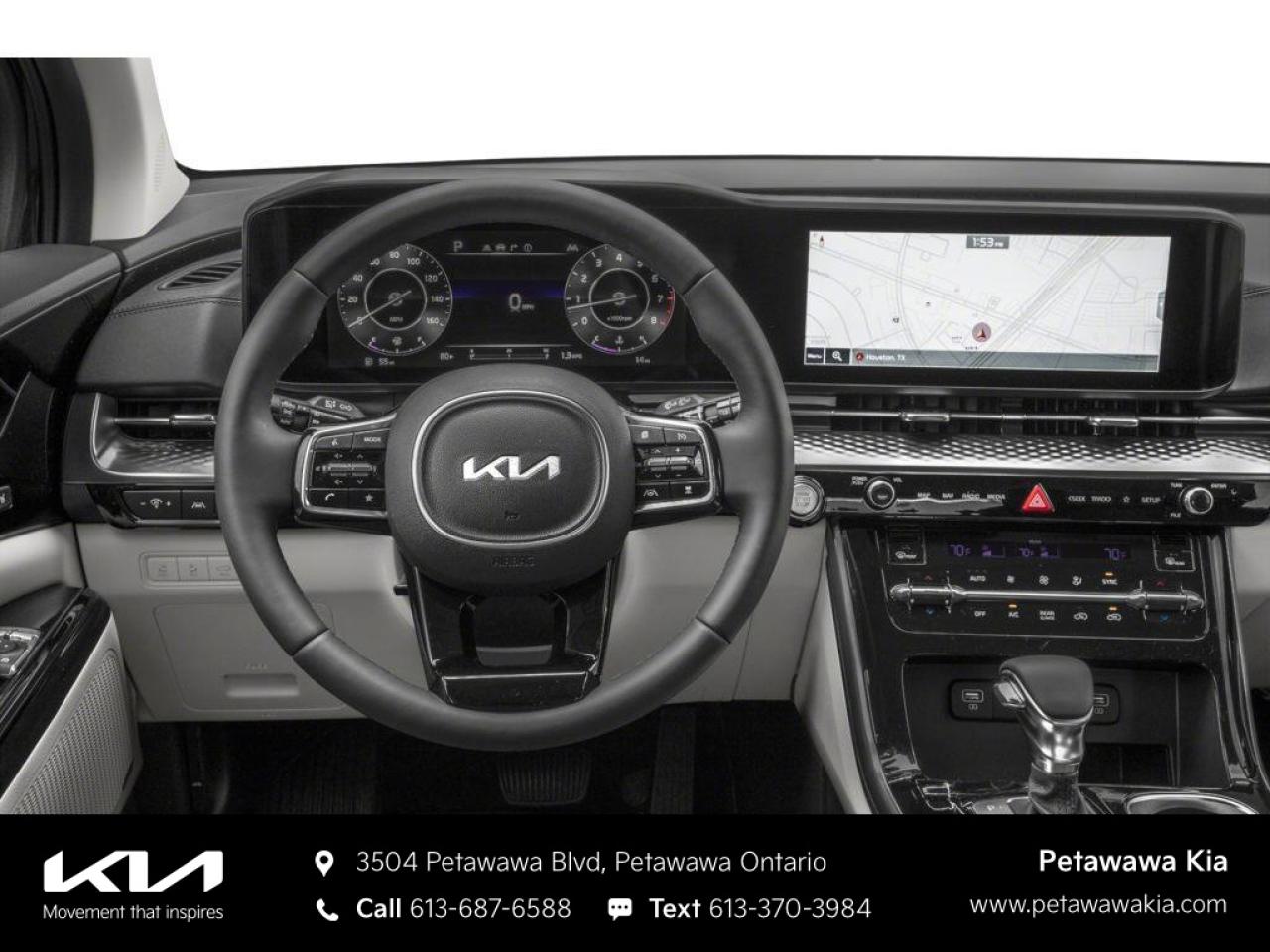 2023 Kia Carnival SX Passenger Van Photo3