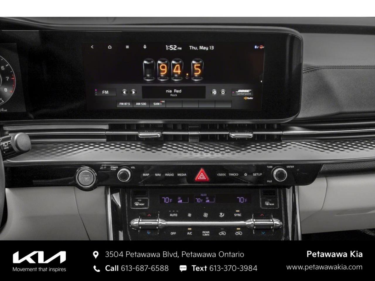 2023 Kia Carnival SX Passenger Van Photo