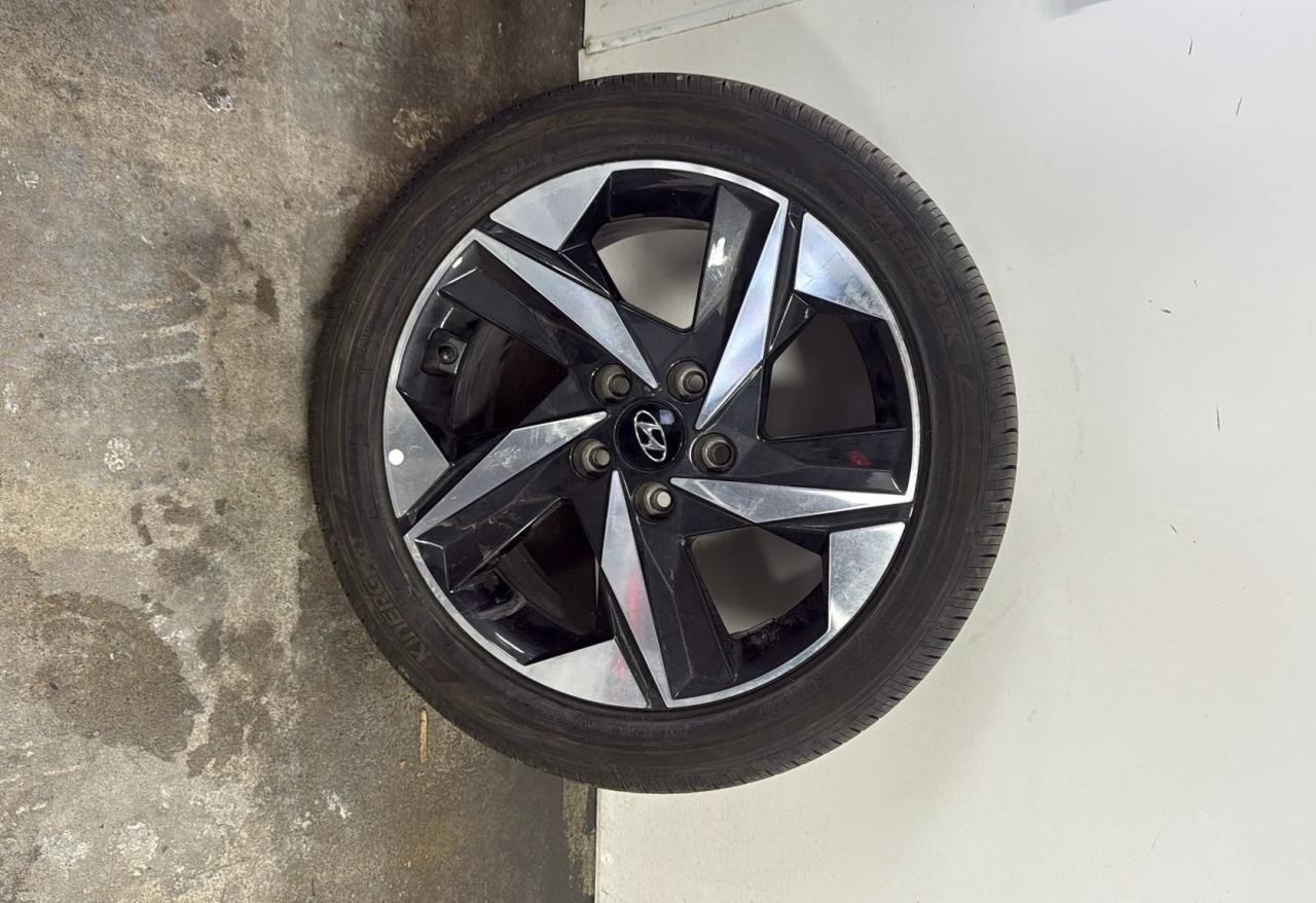 2023 Hyundai Elantra LUXURY   HYBRID   NO ACCIDENT   SUNROOF   BOSE SOU Photo