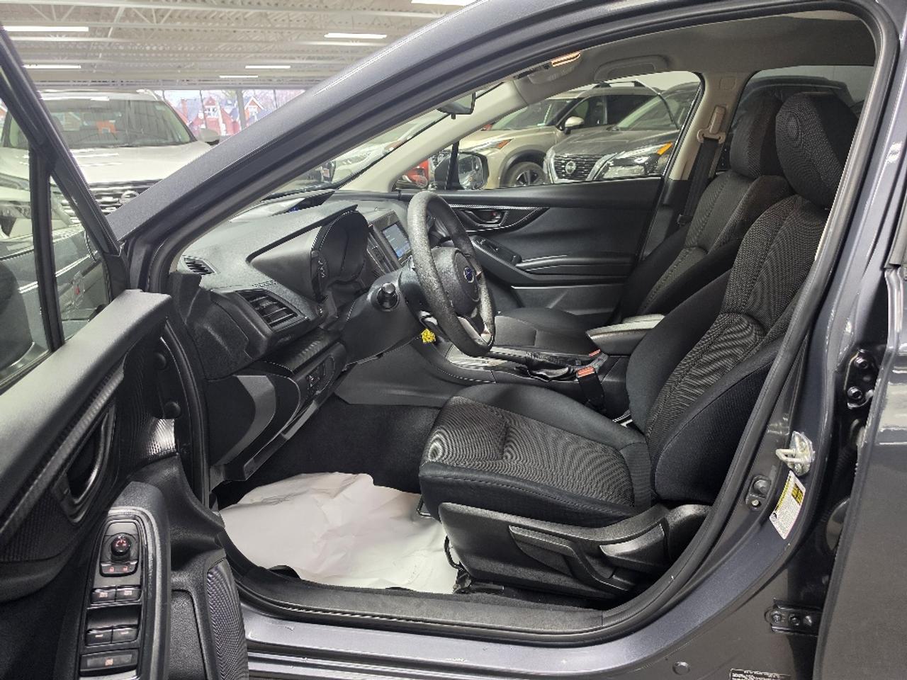 2021 Subaru Crosstrek CONVENIENCE, APPLE CARPLAY, EYE-SIGHT, BLUETOOTH Photo