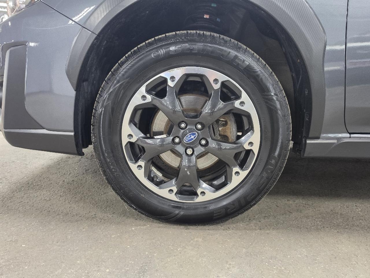 2021 Subaru Crosstrek CONVENIENCE, APPLE CARPLAY, EYE-SIGHT, BLUETOOTH Photo