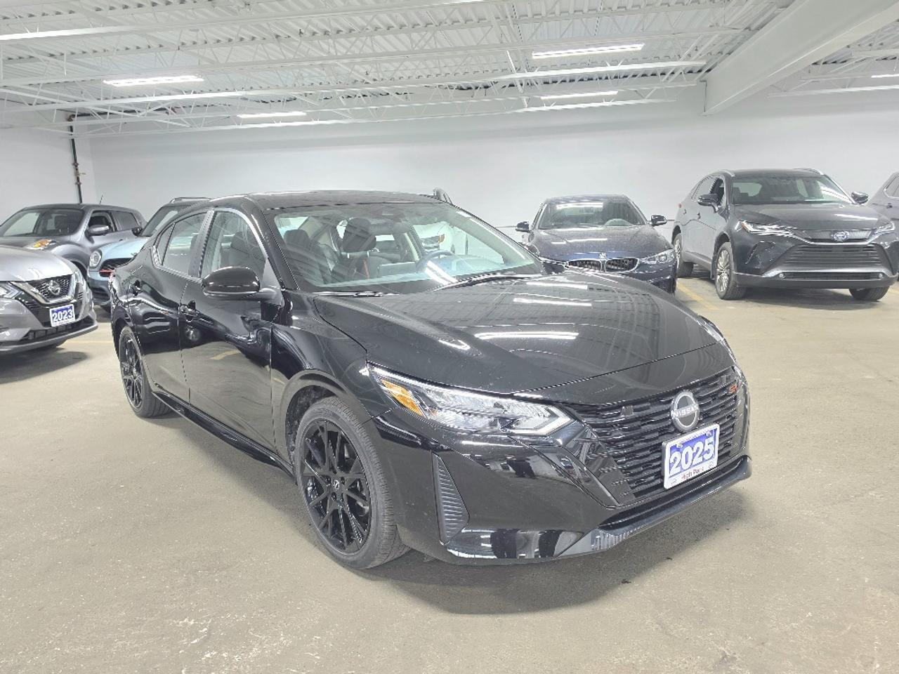 2025 Nissan Sentra SR, AUTO, APPLE CARPLAY, REMOTE START, 18" ALLOYS Photo2