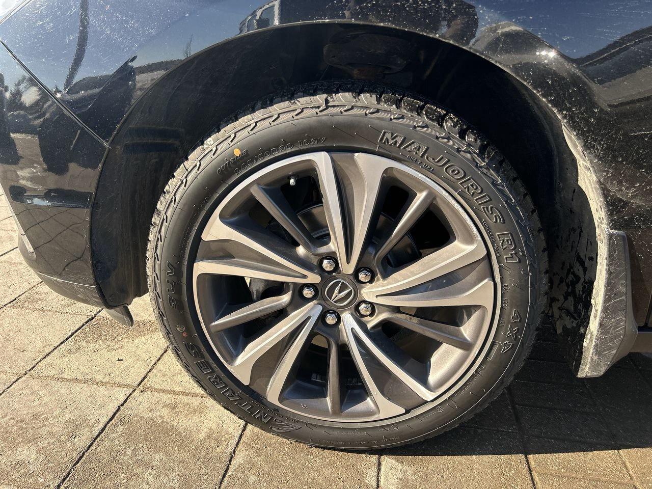 2019 Acura MDX Tech   Low Km's   Accident-Free Photo