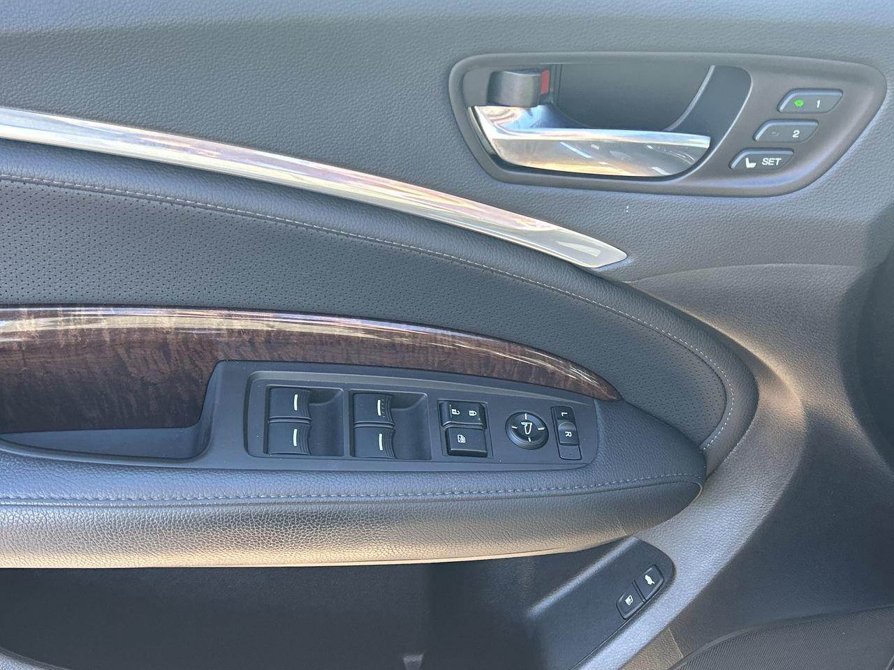 2019 Acura MDX Tech   Low Km's   Accident-Free Photo