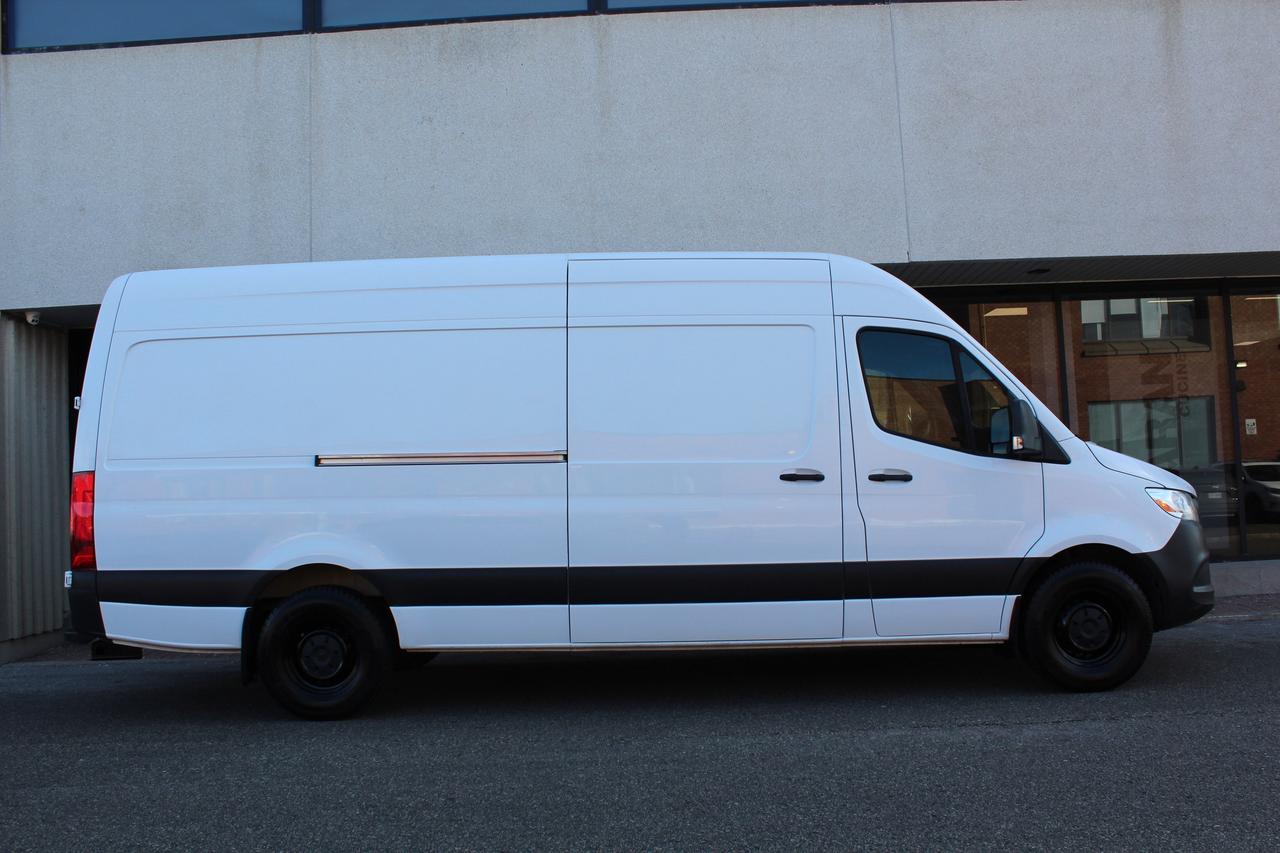 2021 Mercedes-Benz Sprinter Cargo Van 170" "FULL SIZE" - "3.0L DIESEL" - "TOW PKG" Photo