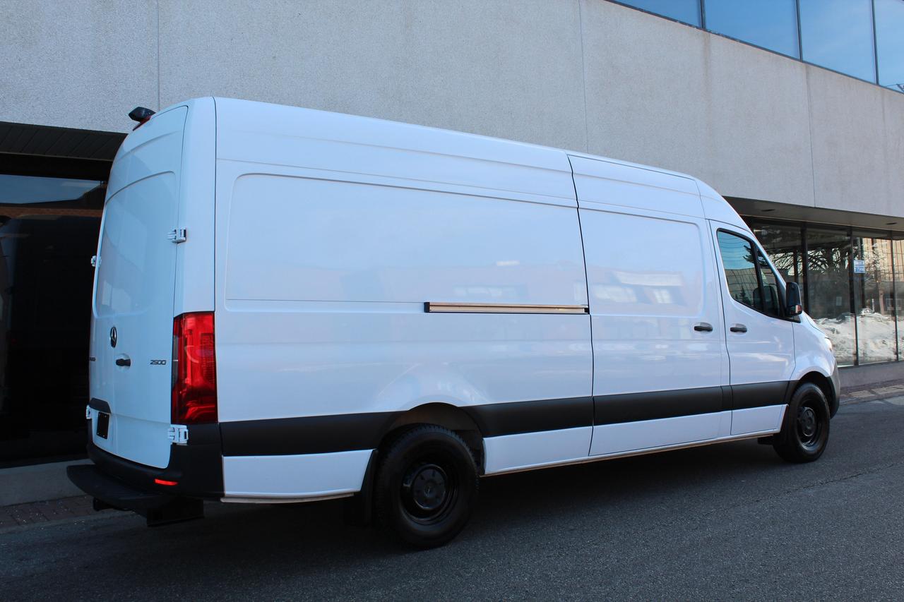 2021 Mercedes-Benz Sprinter Cargo Van 170" "FULL SIZE" - "3.0L DIESEL" - "TOW PKG" Photo
