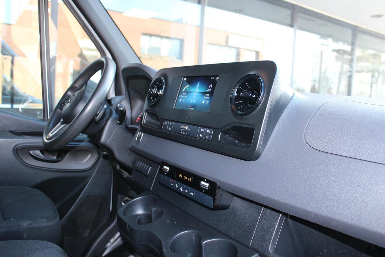 2021 Mercedes-Benz Sprinter Cargo Van 170" "FULL SIZE" - "3.0L DIESEL" - "TOW PKG" Photo