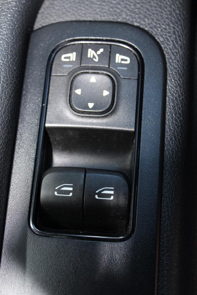 2021 Mercedes-Benz Sprinter Cargo Van 170" "FULL SIZE" - "3.0L DIESEL" - "TOW PKG" Photo