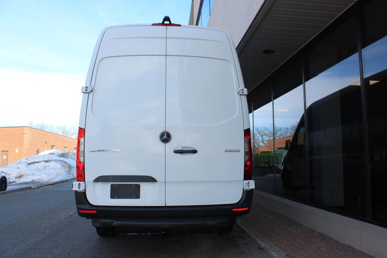 2021 Mercedes-Benz Sprinter Cargo Van 170" "FULL SIZE" - "3.0L DIESEL" - "TOW PKG" Photo