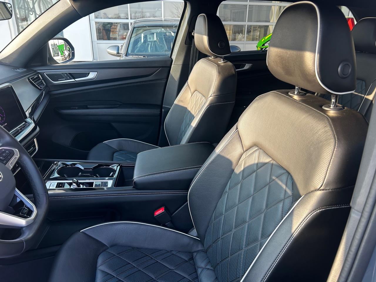 2024 Volkswagen Atlas Cross Sport 2.0 TSI Execline 4dr All-Wheel Drive 4MOTION Photo