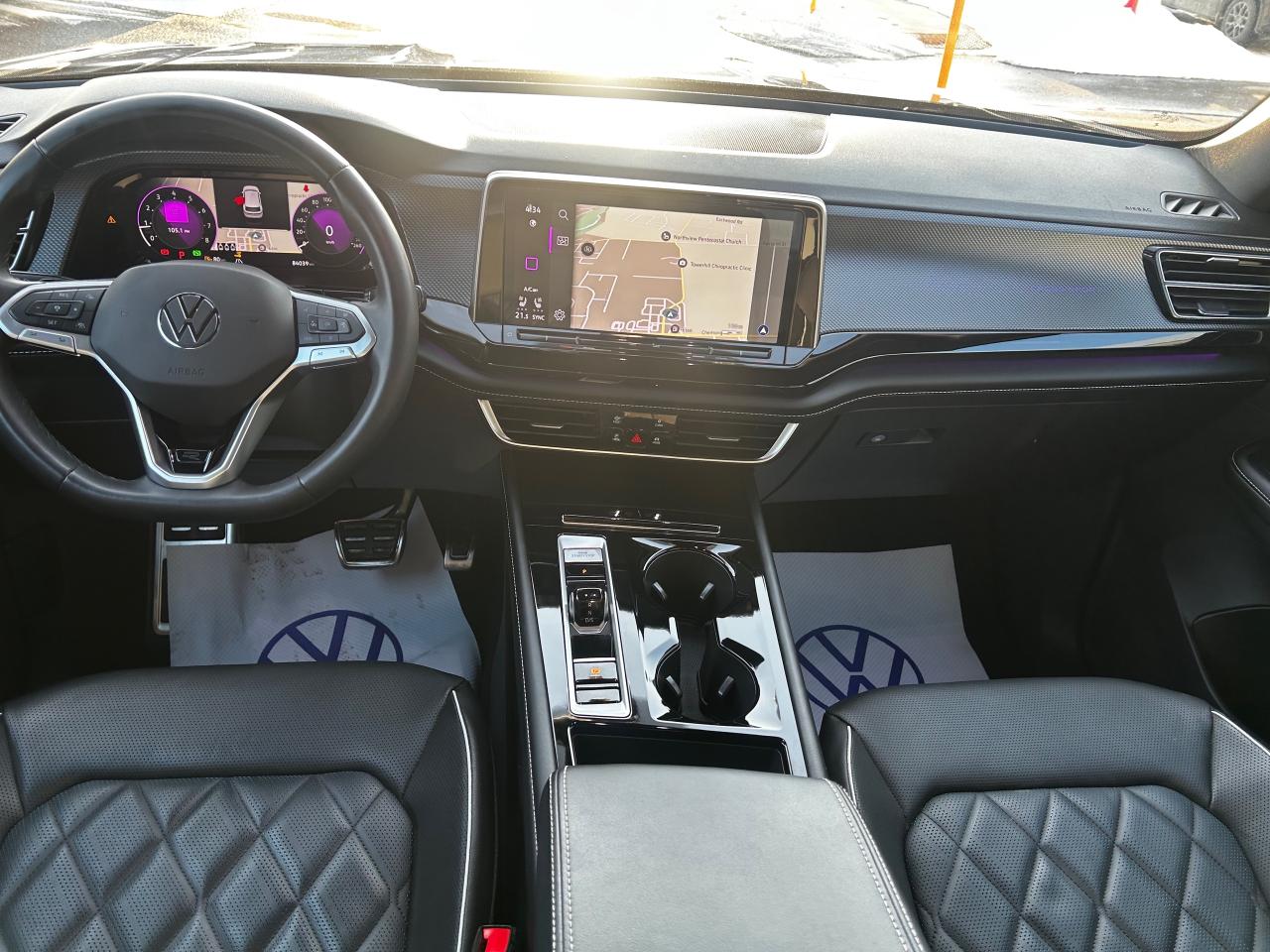 2024 Volkswagen Atlas Cross Sport 2.0 TSI Execline 4dr All-Wheel Drive 4MOTION Photo