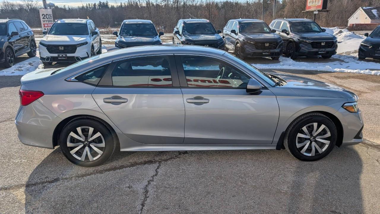 2022 Honda Civic LX 4dr Sedan Photo