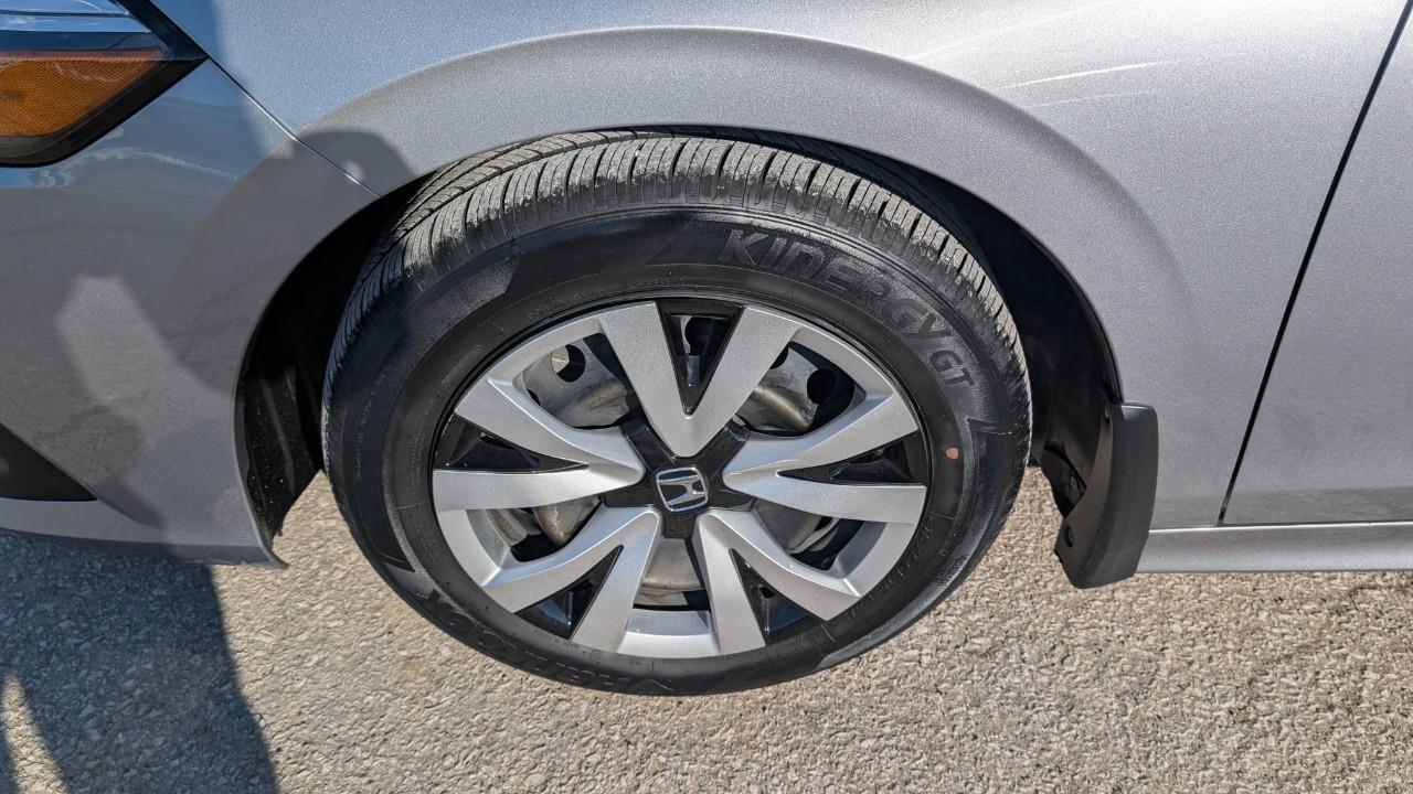 2022 Honda Civic LX 4dr Sedan Photo