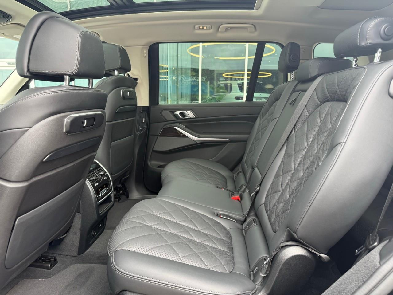 2023 BMW X7 xDrive40i Photo