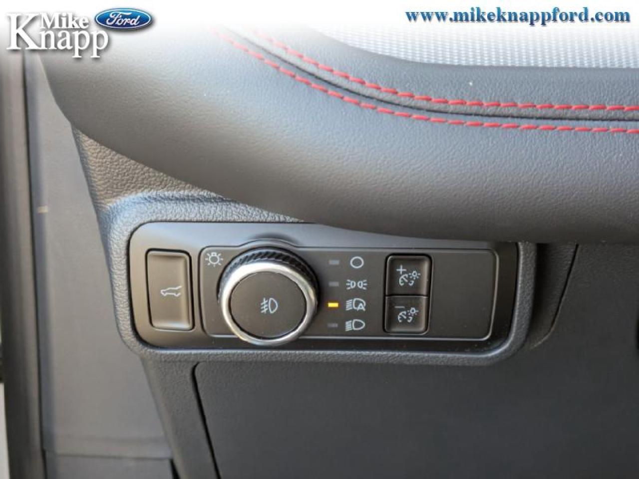 2026 Ford Explorer ST-Line Photo