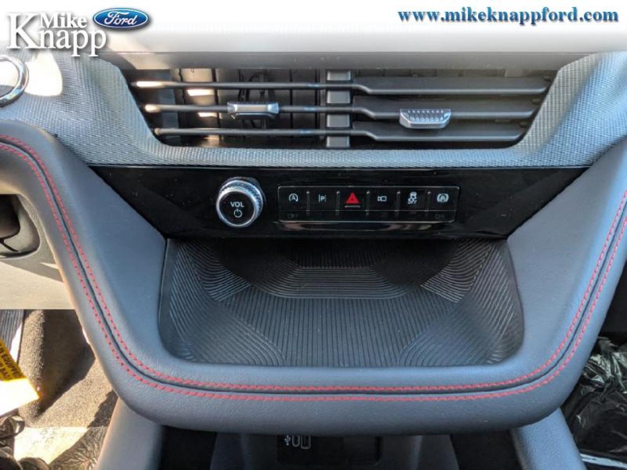 2026 Ford Explorer ST-Line Photo