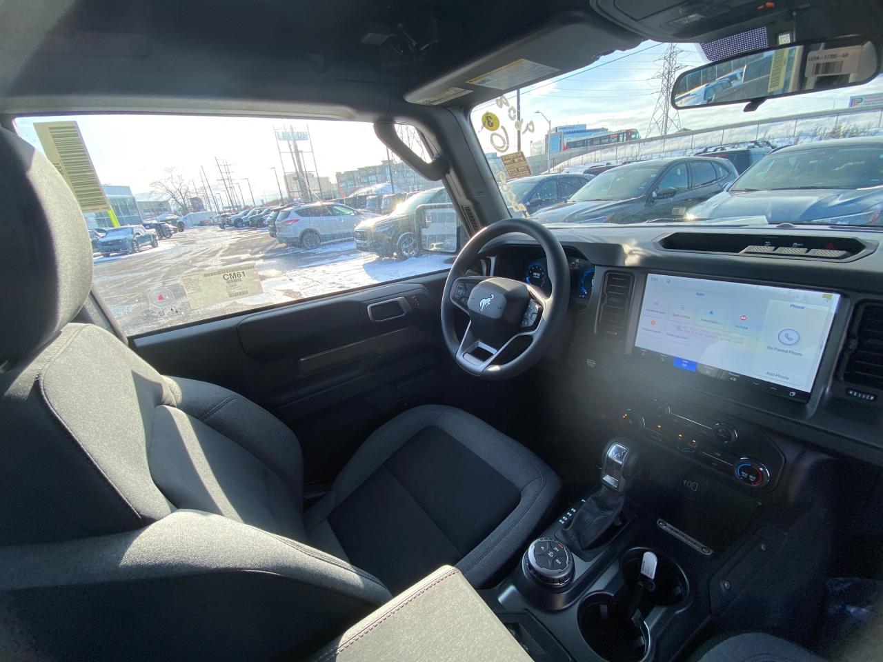 2026 Ford Bronco Base 2dr 4x4 Photo