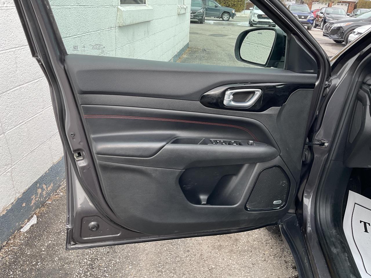 2024 Jeep Compass Trailhawk 4dr 4x4 Photo