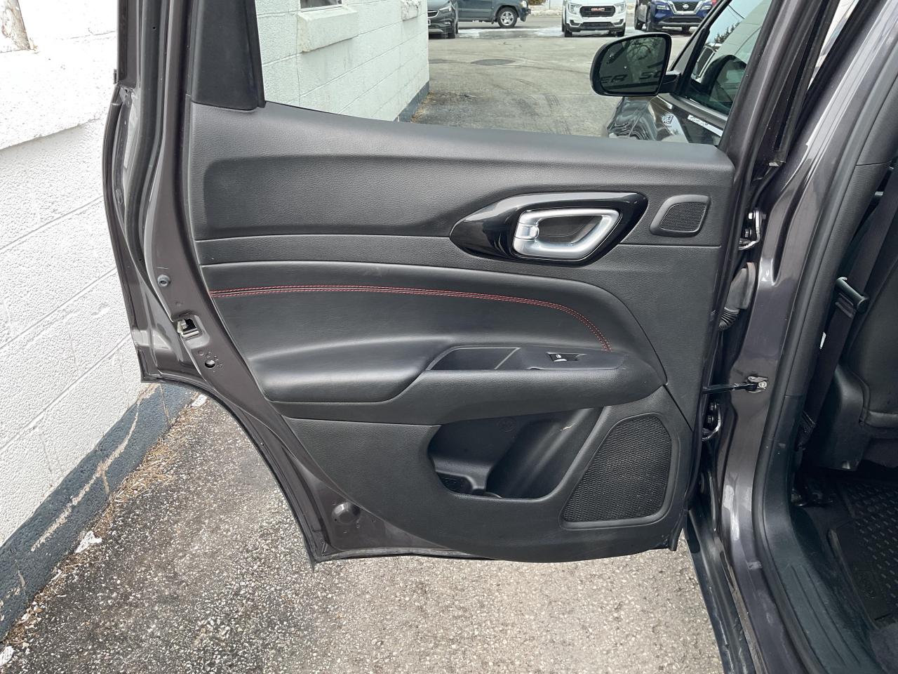 2024 Jeep Compass Trailhawk 4dr 4x4 Photo