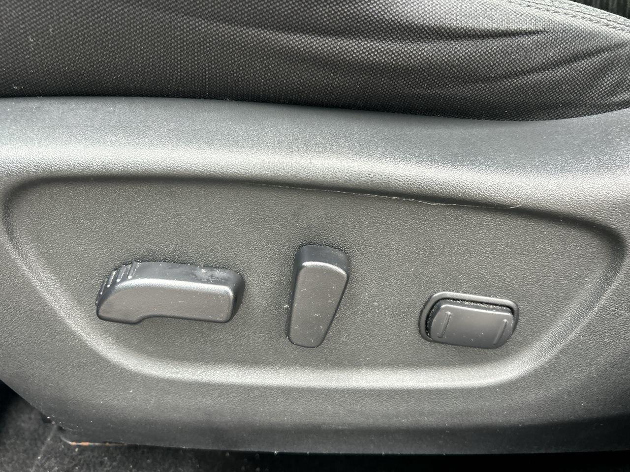 2017 Nissan Qashqai SV FWD CVT   Reliable & Efficient SUV NO ACCIDENT Photo