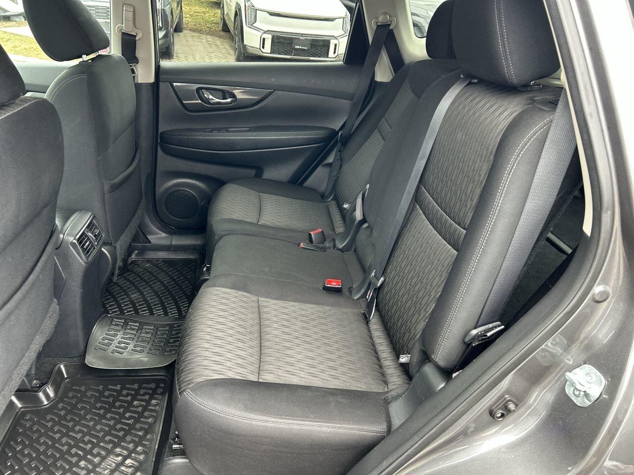 2017 Nissan Qashqai SV FWD CVT   Reliable & Efficient SUV NO ACCIDENT Photo