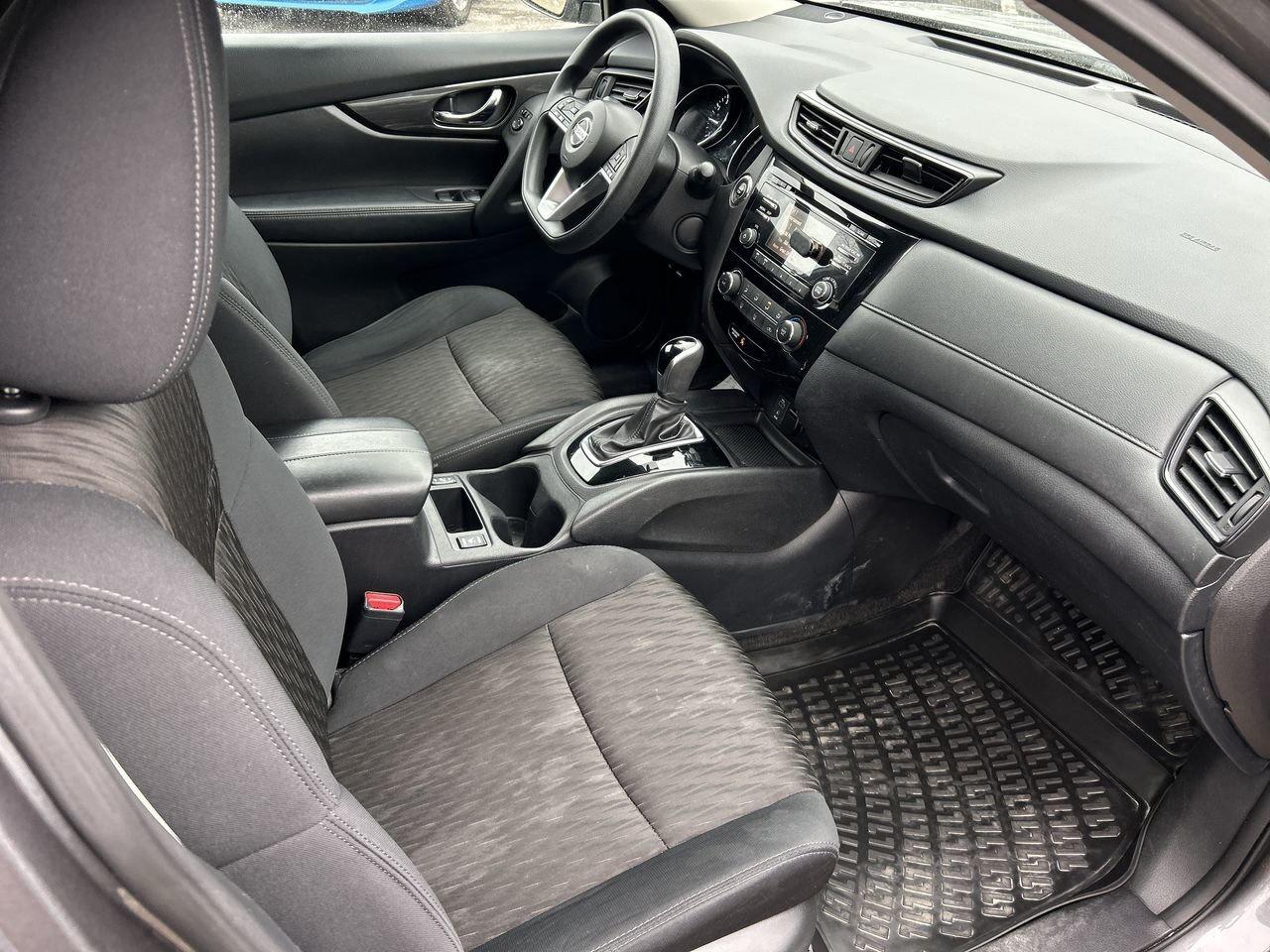 2017 Nissan Qashqai SV FWD CVT   Reliable & Efficient SUV NO ACCIDENT Photo