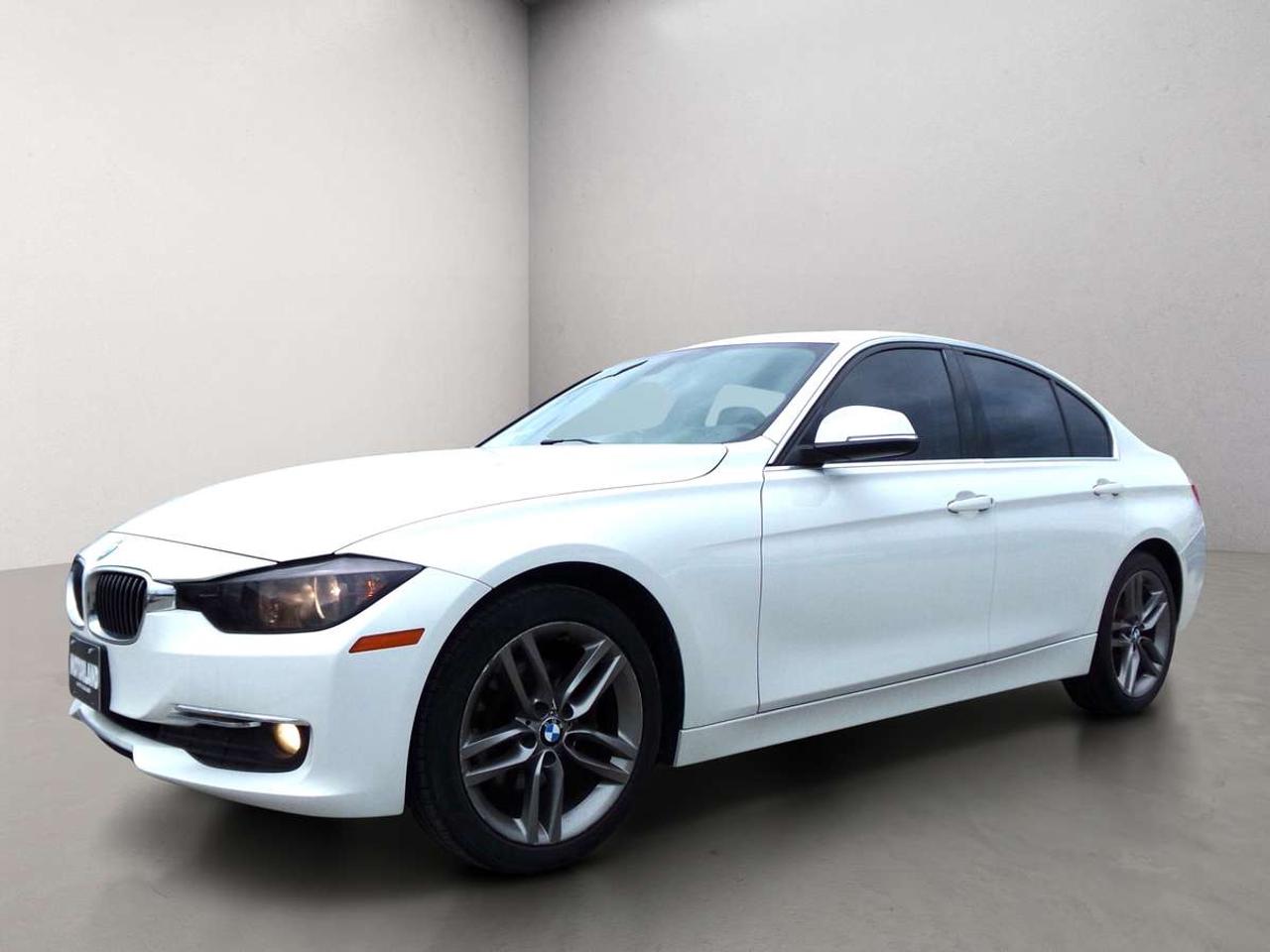2015 BMW 3 Series 320i xDrive Navigation Photo