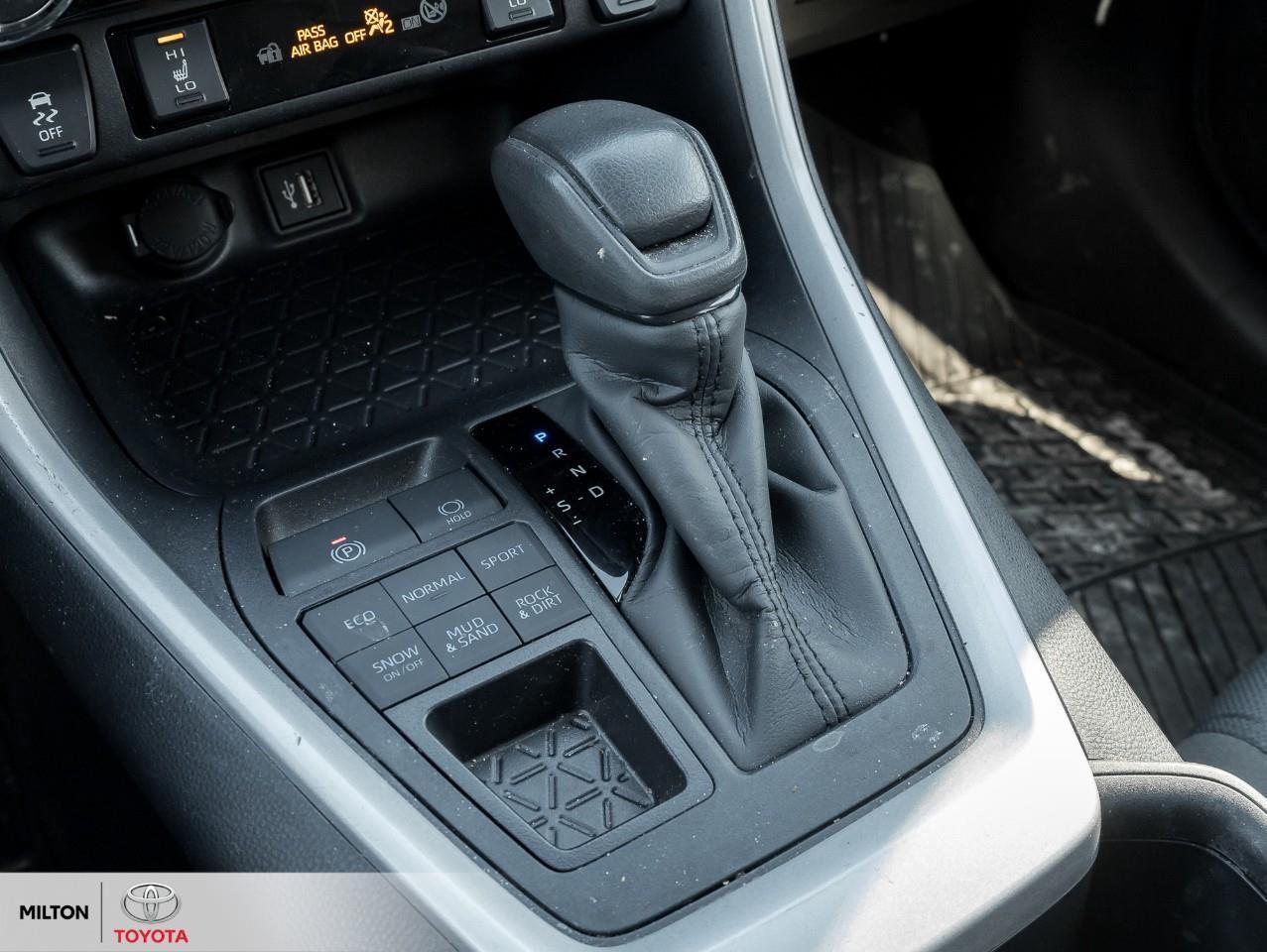 2025 Toyota RAV4 POWER SEAT SUNROOF HEATED STEERING ONE OWNER TCUV Photo