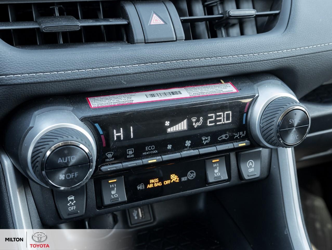 2025 Toyota RAV4 POWER SEAT SUNROOF HEATED STEERING ONE OWNER TCUV Photo