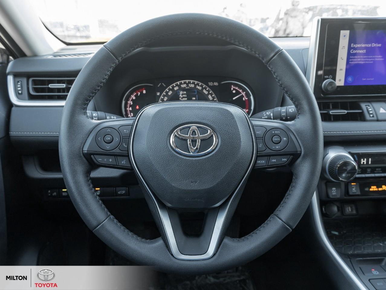 2024 Toyota RAV4 PREMIUM LEATHER SEATING SUNROOF CARPLAY ONE OWNER Photo