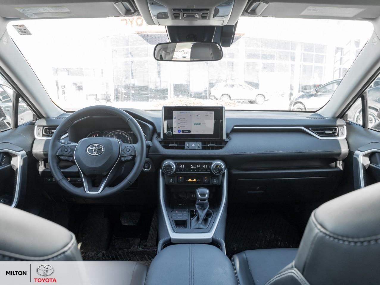 2024 Toyota RAV4 PREMIUM LEATHER SEATING SUNROOF CARPLAY ONE OWNER Photo