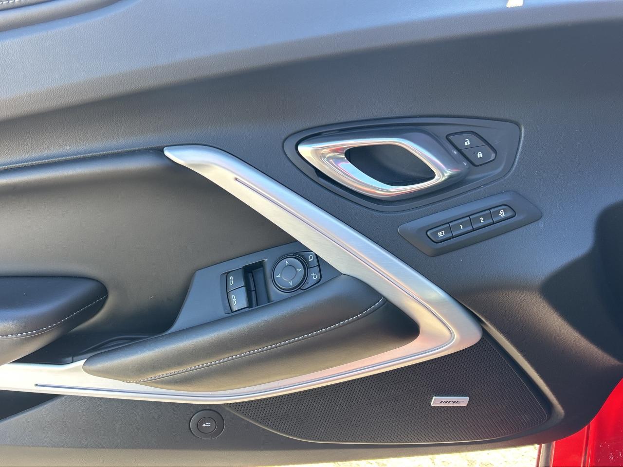 2018 Chevrolet Camaro 2LT Photo