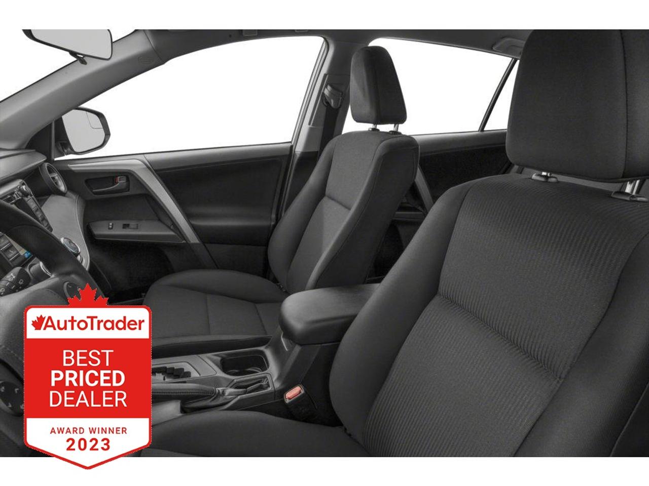 2017 Toyota RAV4 LE 4dr Front-wheel Drive Photo