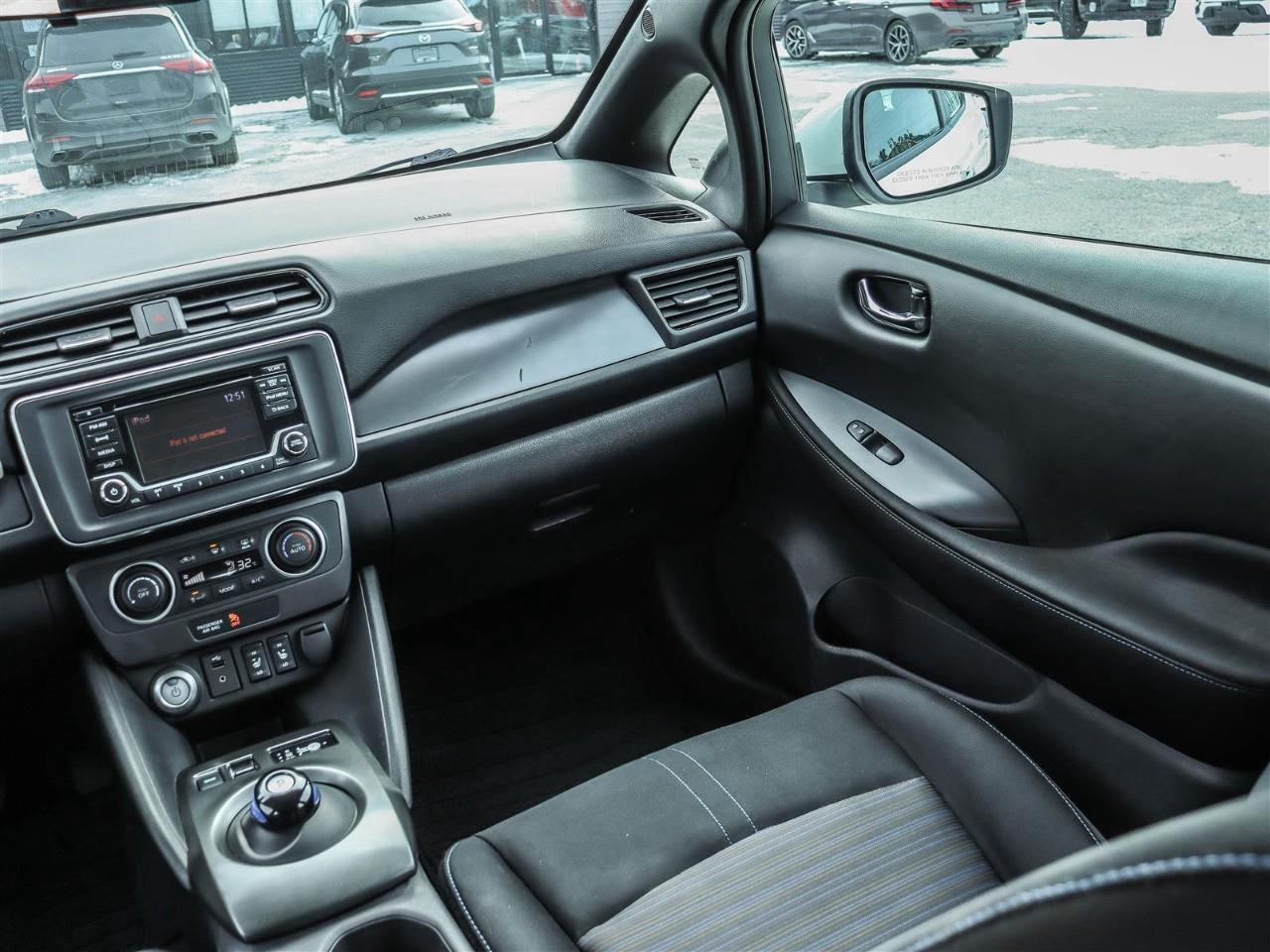 2018 Nissan Leaf S 4dr Hatchback Photo